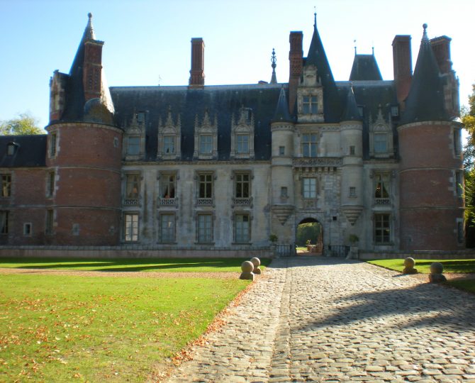 chateau maintenon